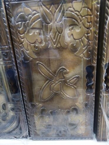 Nərdlər: Qoz ağacından hazırlanmış əl işi diplomat nərdlər.Daşı Zəri və Sumkasi — 10