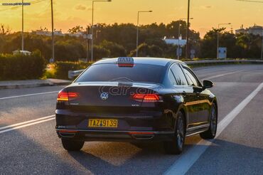 Volkswagen Passat: 2 l. | 2017 έ. | Sedan