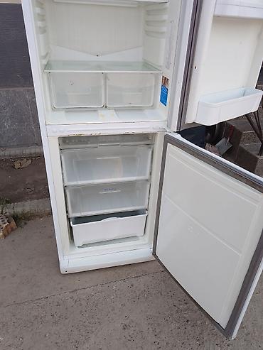 i5 12600k: Холодильник Indesit, двухкамерный, белый - Классическая компоновка — 4