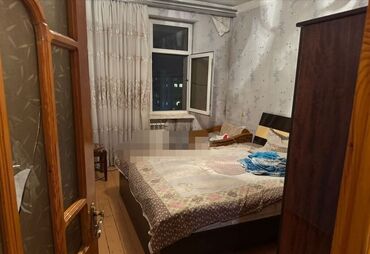 mezahir rustemov kucesi: Mənzil bakixanovda 9/9 da 3 otaq 90 kv dan ibaretdi Şekiller kohne