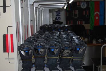 Barkod oxuyucular, skanerlər: Simbol 35 azn 
Zebra 45 azn 
Datalogic 50azn — 12