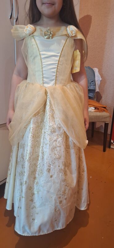 детское платье на 10 лет: Детское платье Disney, цвет - Золотой