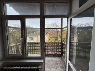 Uzunmüddətli kirayə mənzillər: Bileceride ploşada yaxin daxili qosunlara yaxin 5/4 mertebesinde 3 — 6