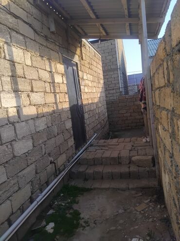 Həyət evləri və villaların satışı: Ev göründüyü kimidir 2 sot heyetde tikilib aboyu vurulmayib qaz isiq -da lalafo.az — 4 Həyət evləri və villaların satışı: Ev göründüyü kimidir 2 sot heyetde tikilib aboyu vurulmayib qaz isiq — 4