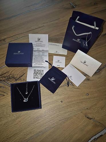 -Na Prodaju SWAROVSKI Ogrlice- -Idealan Poklon Dragoj Osobi- -Sve