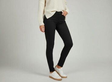 buty slip on na koturnie: Goodies, Jeansy damskie, rozmiar M