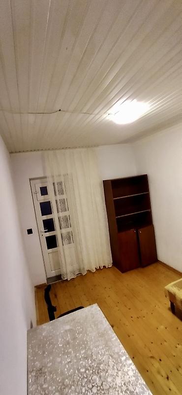 tarqovuda 1 otaqli evler: AĞ ŞƏHƏRƏ YAXINDIR. SU, QAZ, İŞIQ, QİYMƏTİN İÇİNDƏDİR, Wİ-Fİ, VAR — 6