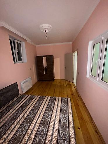 i̇sm: 55 kv. m, 2 otaqlı, Kombi, Qaz, Su — 2