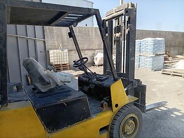 2107 teker: Sənaye tipli yükləyici (forklift) - Yanacaq tipi: daxiliyanma — 3