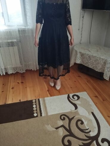 butslar 42: Коктейльное платье, Мини, XL (EU 42)
