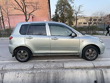 Mazda: Mazda 2: 2003 г., 1.3 л, Вариатор, Хэтчбэк — 3