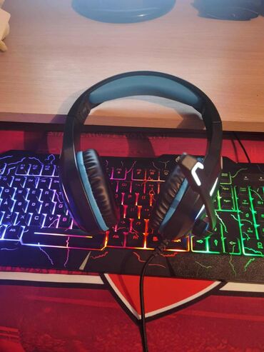 Zvučnici, slušalice i mikrofoni: Gejming slušalice sa LED osvetljenjem i mikrofonom - Preko ušiju — 2