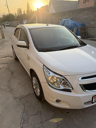 чехлы бу: Chevrolet Cobalt: 2023 г., Автомат, Бензин, Седан — 3