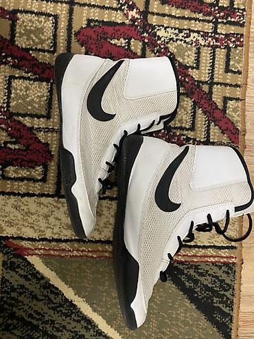 Боксерские ботинки Nike Machomai 2 - Высокий ворот для надежной