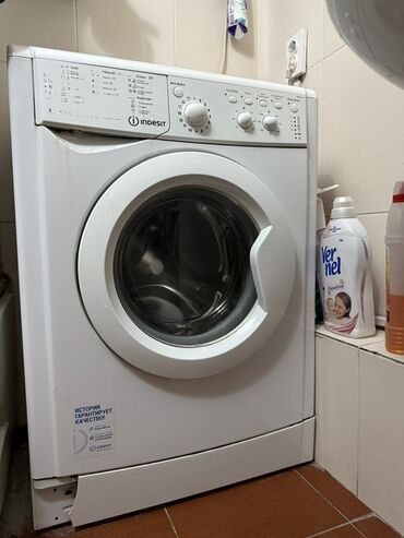оперативка 16гб: Кир жуучу машина Indesit, Колдонулган, Автомат, 5 кг чейин, Компакттуу