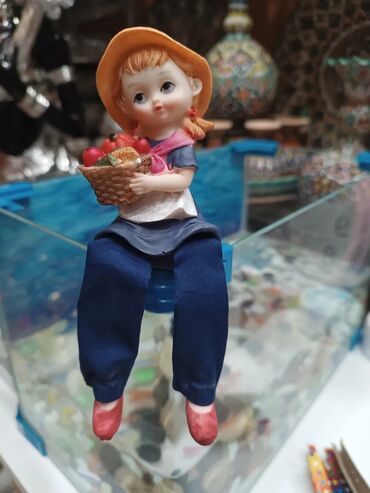 Fiqurlar: Fiqur, rəng - Qızılı — 13