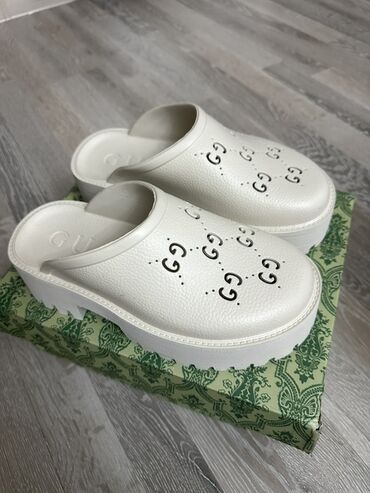 барсетки на пояс: Срочно продаю, новые, не подошел размер( Классные😍 подходит на 37-38