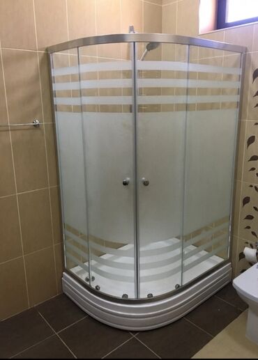 Duş kabinaları, arakəsmələr: Yeni Üstü açıq kabina, Düzbucaqlı, Ödənişli çatdırılma — 15
