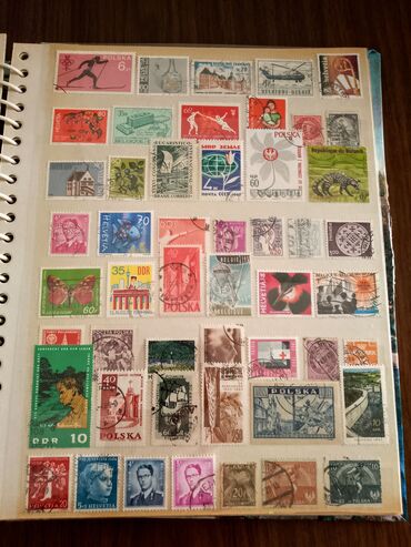 Numizmatika i filatelija: Album velikog formata sa više od 1000 maraka i nekoliko blokova — 13