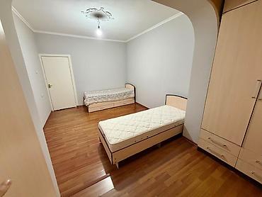 ауезова: 2 комнаты, 80 м², Индивидуалка, 7 этаж — 6