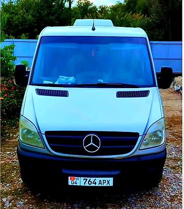 открывание двери: Mercedes-Benz Sprinter Пассажир сатылат Жылы 2011, Коробка автомат — 7