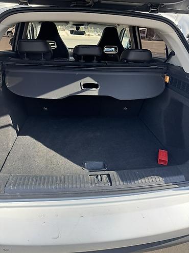 JMEV: JMEV : 2022 г., 3 л, Автомат, Электромобиль, Кроссовер — 8