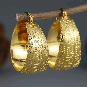 ešarpe i marame: Hoop earrings