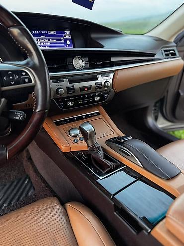 Lexus: Lexus ES: 2017 г., 2.5 л, Гибрид, Седан — 31