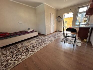 снять квартиру на долгий срок в бишкеке ок: 40 кв. м, 1 бөлмө, Забор, тосулган
