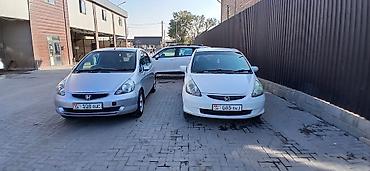 Honda Fit: 2005 г., 1.3 л, Автомат, Бензин, Хэтчбэк at lalafo.kg Honda Fit: 2005 г., 1.3 л, Автомат, Бензин, Хэтчбэк