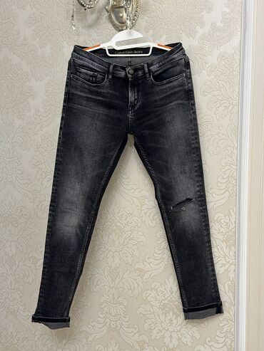 джинсы черные: Прямые, Calvin Klein, Низкая талия