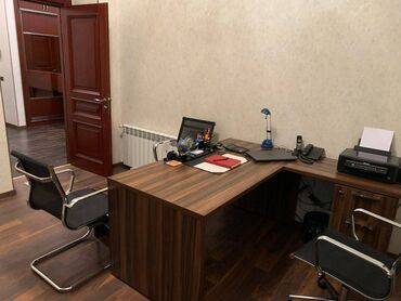 Ofislər: Nəsimi rayonu ərazisində səfirlik üçün tam yararlı 1600 kvm 5 — 18