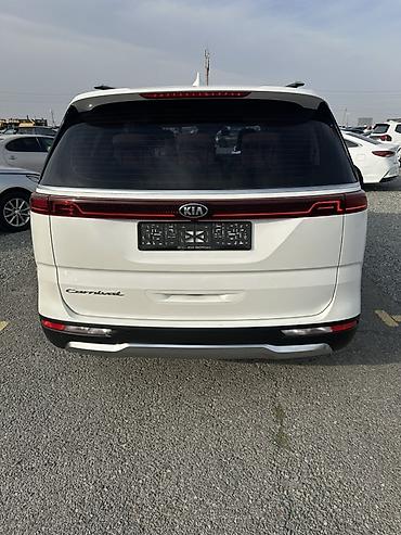 Kia: Kia Carnival: 2021 г., 2.2 л, Автомат, Дизель, Вэн/Минивэн — 5
