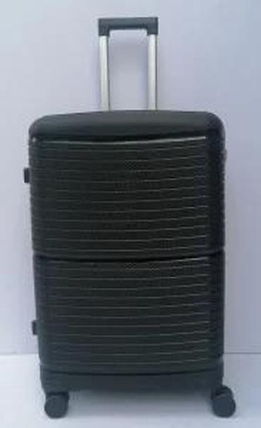 Putni koferi i torbe: Tvrdi kofer na točkićima – crni, sa teksturom karbona - Materijal — 16