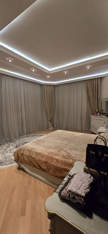 Həyət evləri və villaların satışı: Fatmayı 10 otaq, 300 kv. m — 1