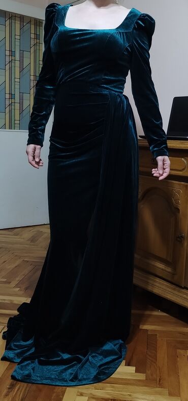 Haljine: Duga večernja haljina od baršuna – tamnozelena (smaragdna) - — 1