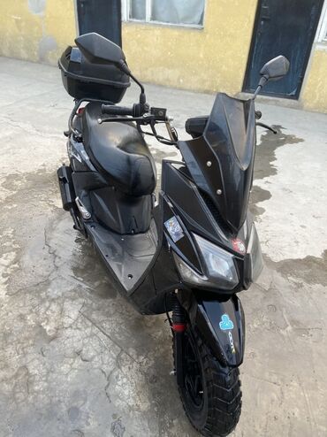 купить бу электромотоцикл: Тип скутера Honda, 150 куб. см, Бензин, Б/у, В рассрочку