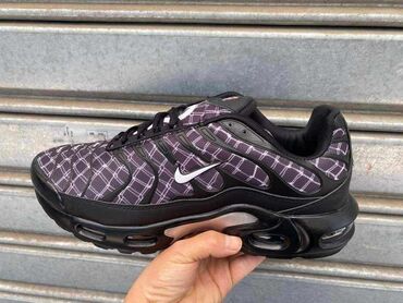 nike tn: Nove TN patike
Br. od 36 do 41 
za samo 3.400 din