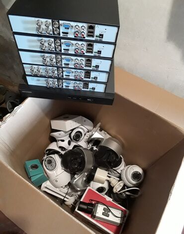 arxa goruntu kameralari: Kameralar DVR hamısı bir yerdə satılır. İşləmir !