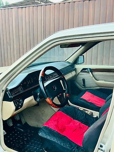 заслонка мерс 124: Mercedes-Benz W124: 1988 г., Седан — 3