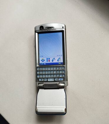 tecno 8c: Sony Ericsson P990
