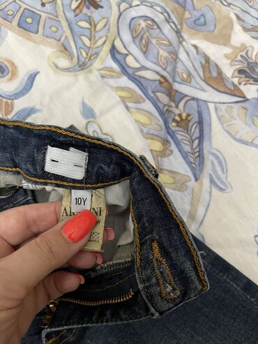 Cinslər və şalvarlar: Джинсы на мальчика 10 лет. Как новые. Одели пару раз — 8
