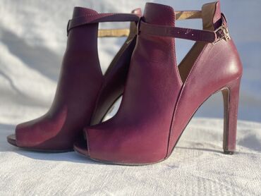 обувь женская большие размеры: Ботинки, 37, Michael Kors, Б/у, Самовывоз, Платная доставка