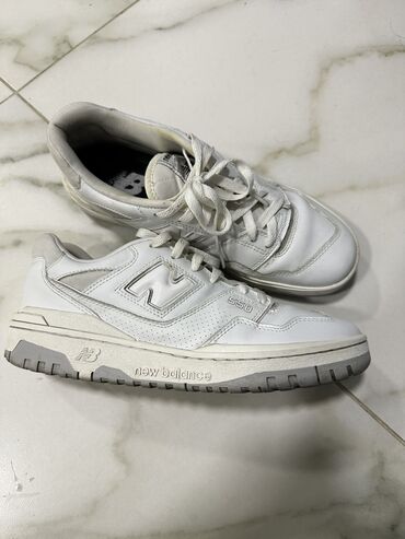 h m новый: New balance 550 Белые оригинал очент редкие цена новых около 300$