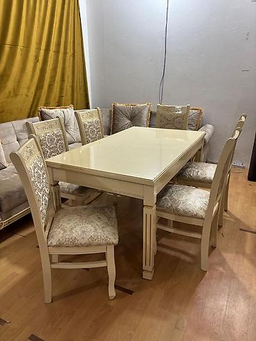 Qonaq otağı dəstləri: Komod, Masa və oturacaqlar, Divan -da lalafo.az — 2 Qonaq otağı dəstləri: Komod, Masa və oturacaqlar, Divan — 2