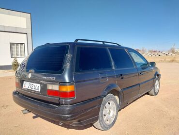 Volkswagen: Volkswagen Passat: 1991 г., 1.8 л, Механика, Бензин, Универсал — 4