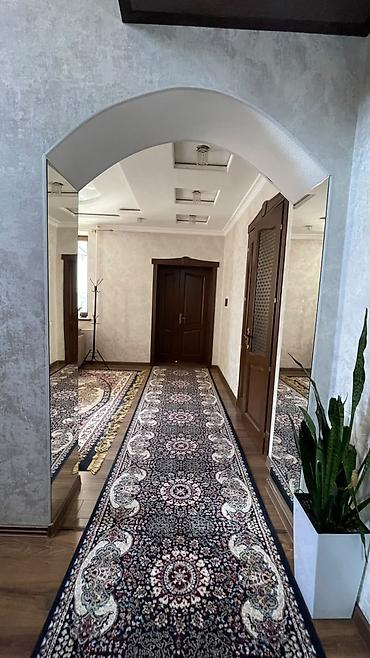 Долгосрочная аренда домов: 220 м², 6 комнат — 10