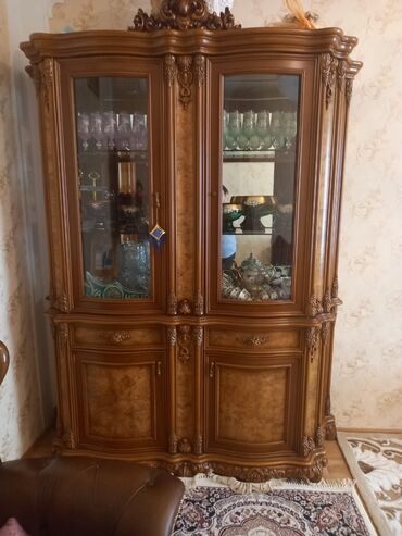 стенка мебель: Горка, Б/у, 2 двери, Распашной, Прямой шкаф, Азербайджан