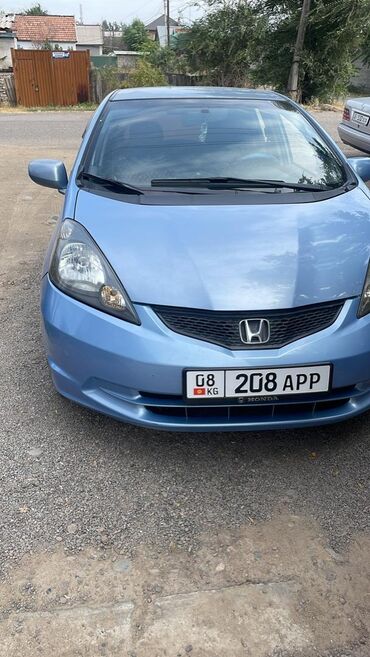 азамат авторынок: Honda Fit: 2009 г., 1.5 л, Автомат, Бензин, Хетчбек