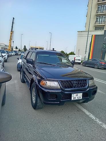 passat 2002: Mitsubishi Montero: 3 l | 2002 il 222000 km Universal — 2